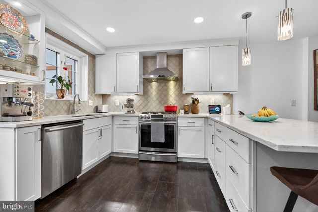 5211 NEBRASKA AVE NW, Washington, DC 20015