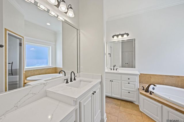 36464 Lake Bend Ave, Prairieville, LA 70769