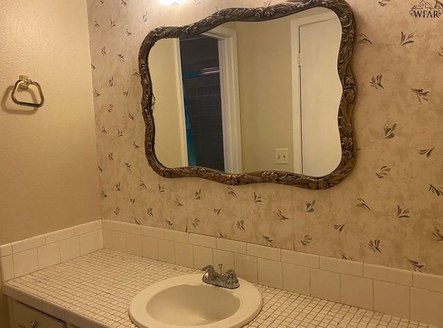 3512 FAIRWAY, Wichita Falls, TX 76310