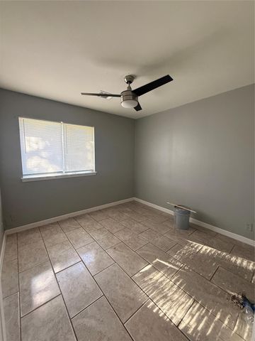 9526 Hammerly Boulevard, Houston, TX 77080