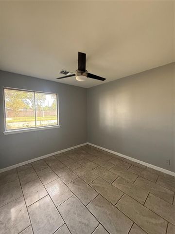 9526 Hammerly Boulevard, Houston, TX 77080