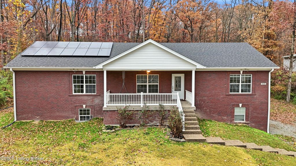 9101 Mitchell Ln, Louisville, KY 40272