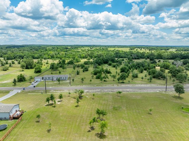6798 Atakapan Trail, Bedias, TX 77831