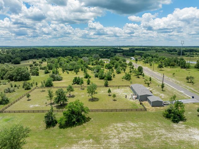 6798 Atakapan Trail, Bedias, TX 77831
