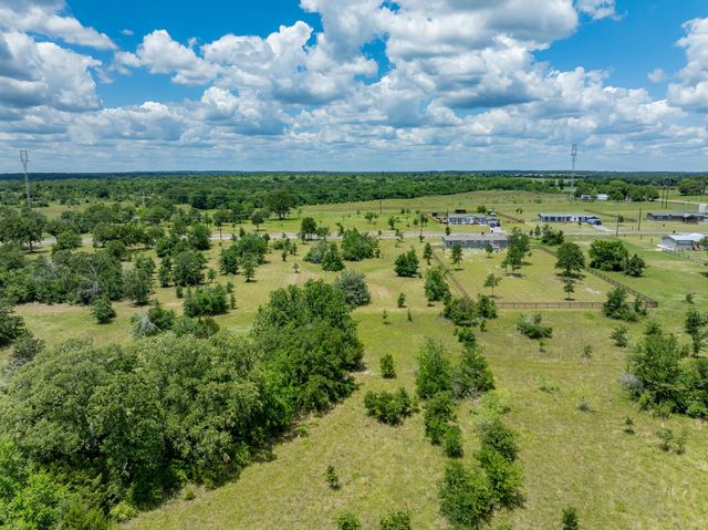 6798 Atakapan Trail, Bedias, TX 77831