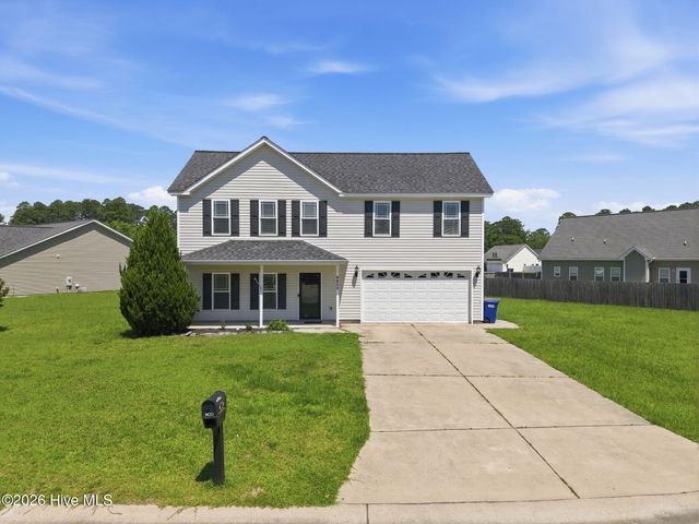 4400 Bristlecone Drive, Ayden, NC 28513
