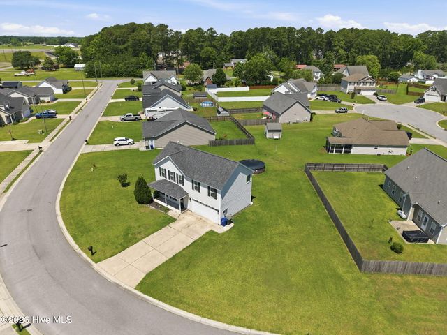 4400 Bristlecone Drive, Ayden, NC 28513
