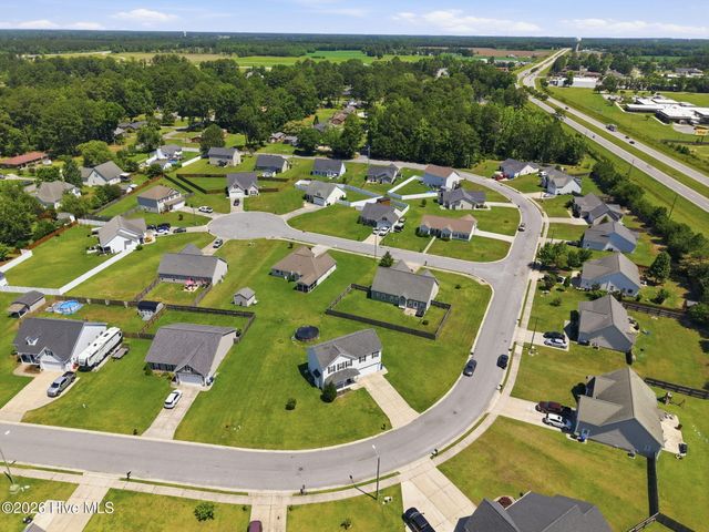 4400 Bristlecone Drive, Ayden, NC 28513