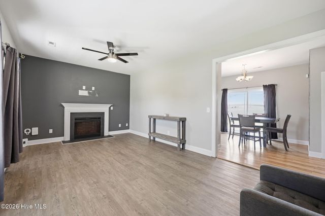 4400 Bristlecone Drive, Ayden, NC 28513