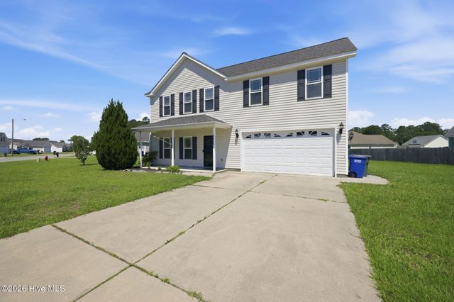4400 Bristlecone Drive, Ayden, NC 28513