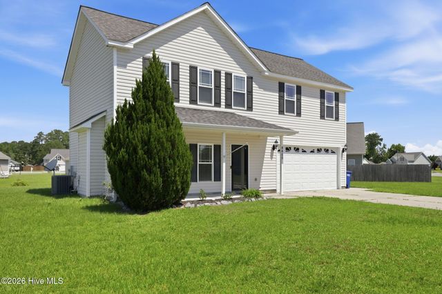 4400 Bristlecone Drive, Ayden, NC 28513