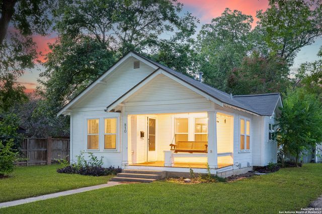 810 Elm, Seguin, TX 78155