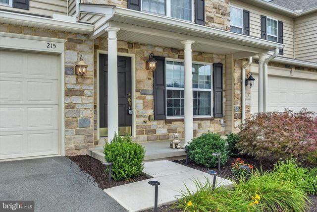 215 BROOKRIDGE CT, Harrisburg, PA 17112
