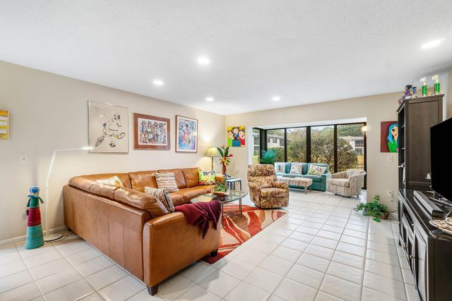 34 Southport Lane A, Boynton Beach, FL 33436