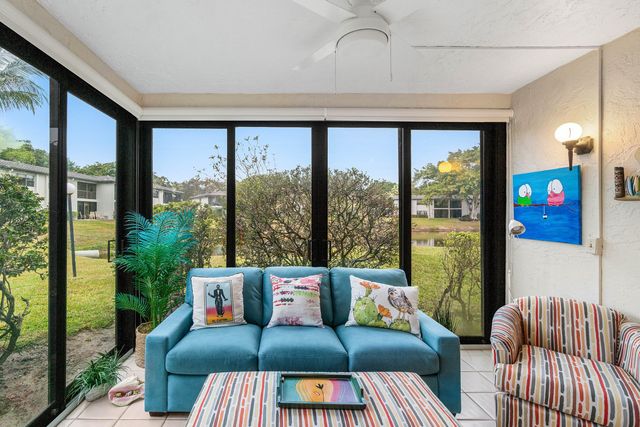 34 Southport Lane A, Boynton Beach, FL 33436