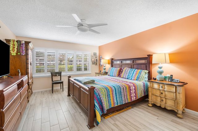 34 Southport Lane A, Boynton Beach, FL 33436