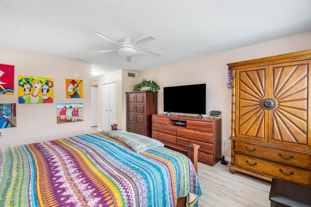 34 Southport Lane A, Boynton Beach, FL 33436