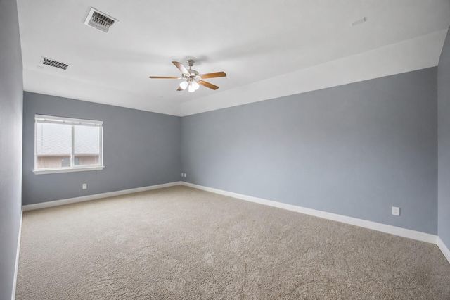 1016 Winding Way DR, Georgetown, TX 78628