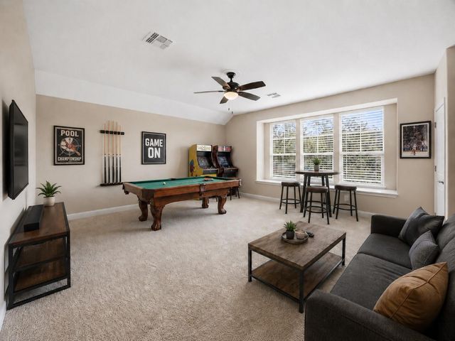 1016 Winding Way DR, Georgetown, TX 78628