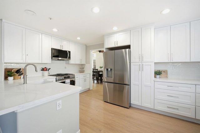 705 Barrett Avenue, Morgan Hill, CA 95037