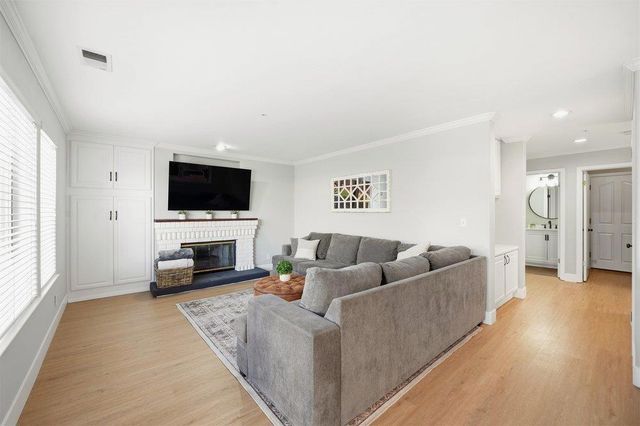 705 Barrett Avenue, Morgan Hill, CA 95037