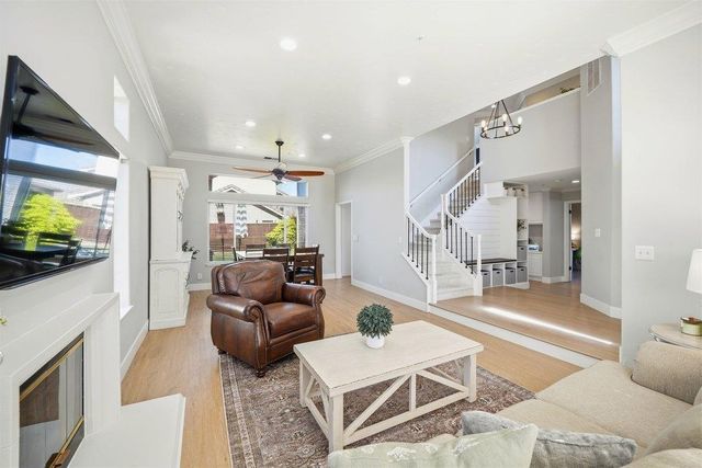 705 Barrett Avenue, Morgan Hill, CA 95037