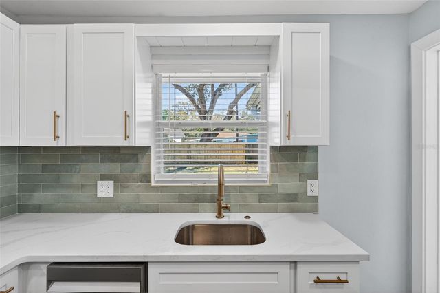 1841 DOUGLAS AVENUE, Dunedin, FL 34698