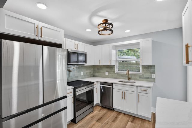 1841 DOUGLAS AVENUE, Dunedin, FL 34698