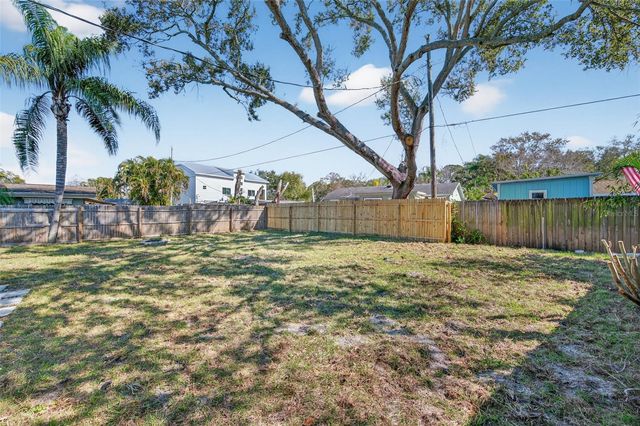 1841 DOUGLAS AVENUE, Dunedin, FL 34698