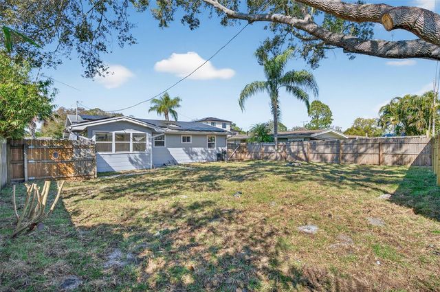 1841 DOUGLAS AVENUE, Dunedin, FL 34698