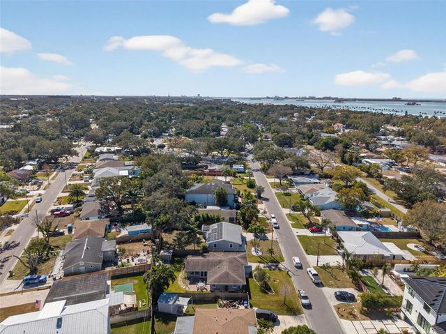 1841 DOUGLAS AVENUE, Dunedin, FL 34698