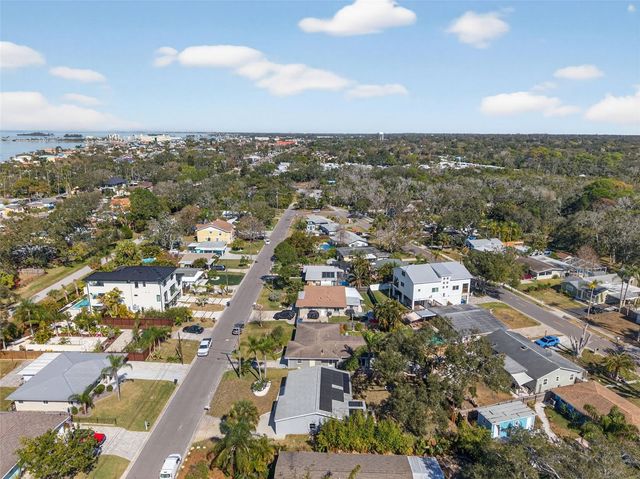 1841 DOUGLAS AVENUE, Dunedin, FL 34698