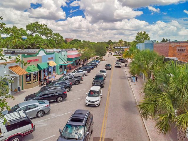 1841 DOUGLAS AVENUE, Dunedin, FL 34698