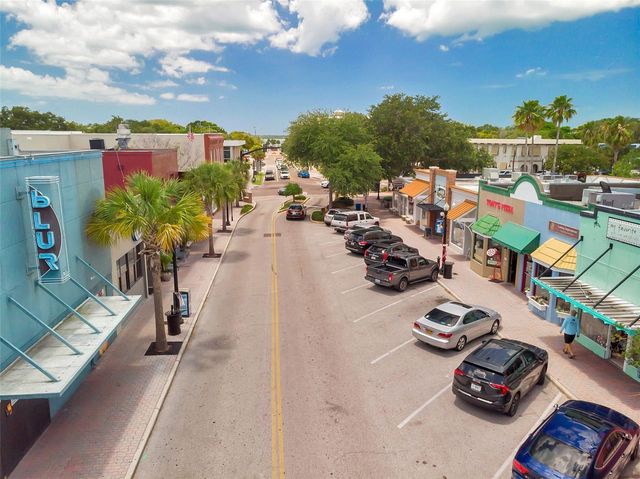 1841 DOUGLAS AVENUE, Dunedin, FL 34698