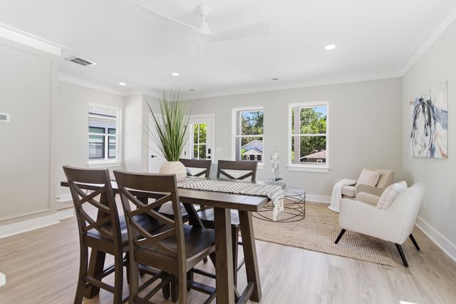 1924 Redwood Street, North Charleston, SC 29405