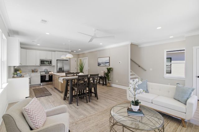 1924 Redwood Street, North Charleston, SC 29405