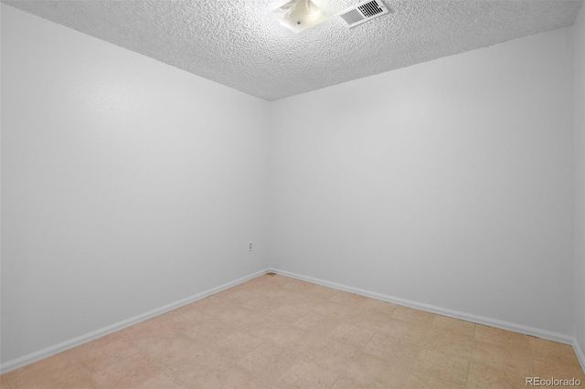 1142 S Owens Street, Denver, CO 80232