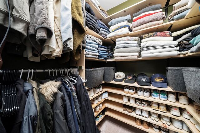 1502 7 Pines Road C2, Schaumburg, IL 60193