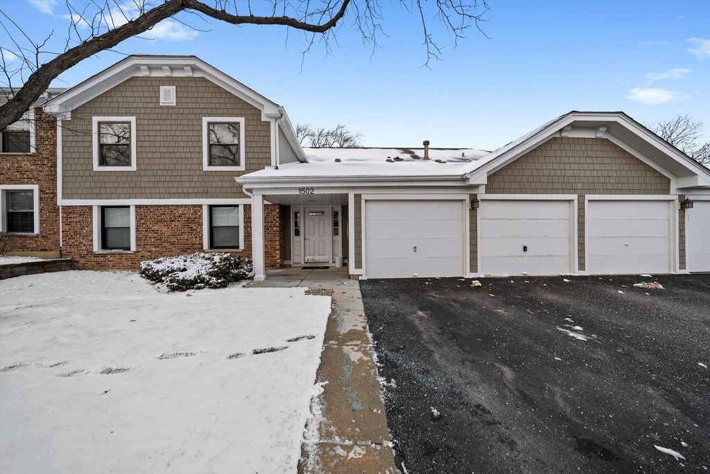 1502 7 Pines Road C2, Schaumburg, IL 60193