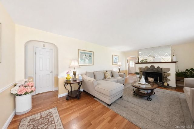 653 Odell Avenue, Yonkers, NY 10710