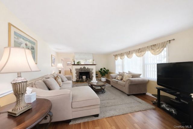 653 Odell Avenue, Yonkers, NY 10710