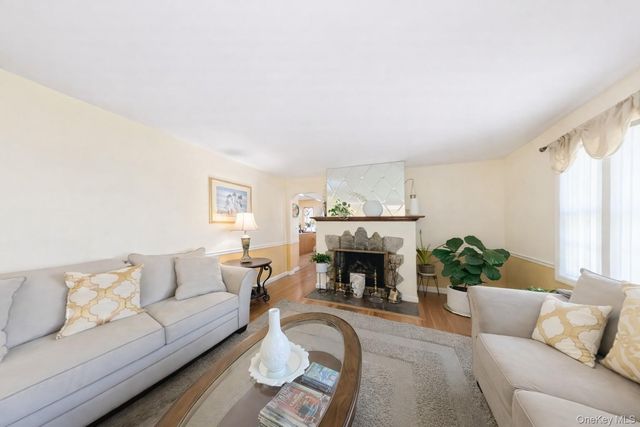 653 Odell Avenue, Yonkers, NY 10710
