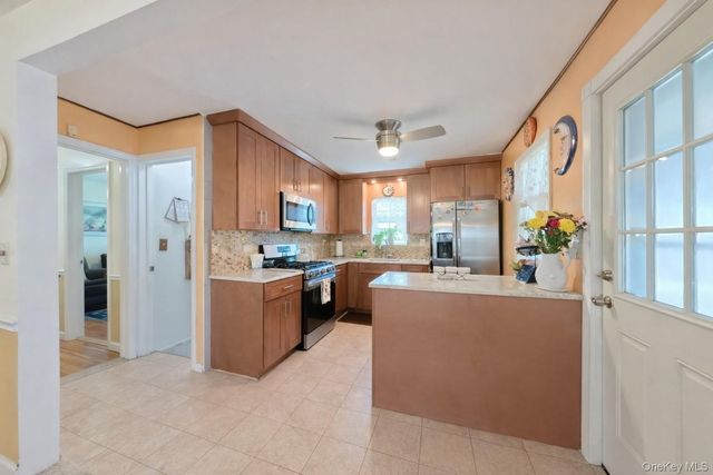 653 Odell Avenue, Yonkers, NY 10710