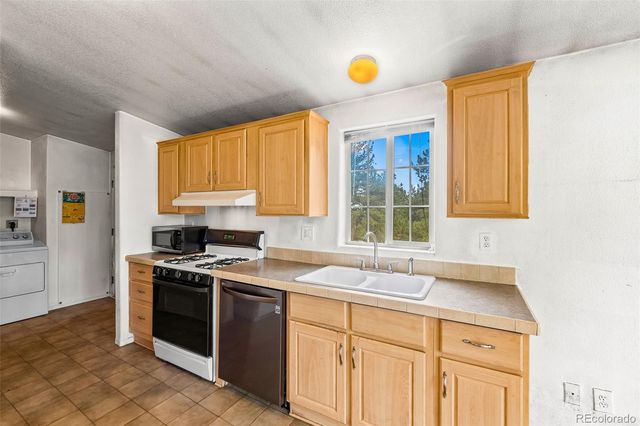 436 Hayhook Way, Hartsel, CO 80449