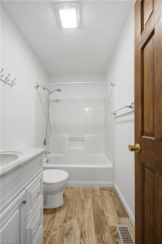 515 Lula Carter RD, Newport News, VA 23603