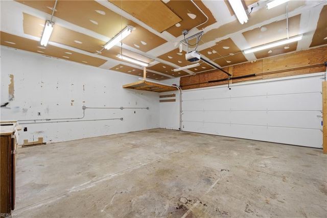 515 Lula Carter RD, Newport News, VA 23603