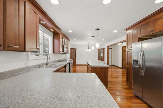515 Lula Carter RD, Newport News, VA 23603