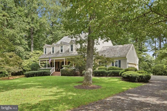 7115 CHESTERFIELD DR, Warrenton, VA 20187