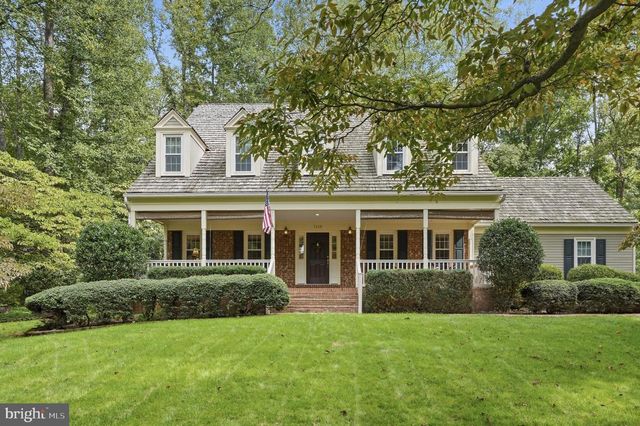 7115 CHESTERFIELD DR, Warrenton, VA 20187