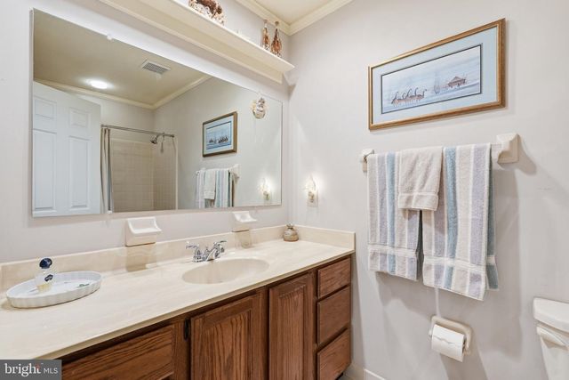 7115 CHESTERFIELD DR, Warrenton, VA 20187